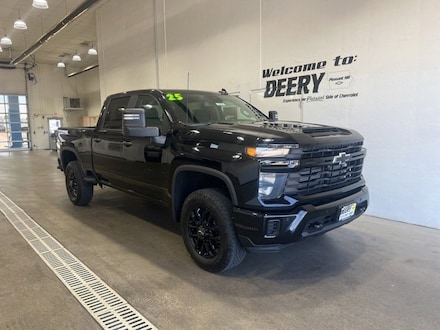2025 Chevrolet Silverado 2500 HD Custom Truck