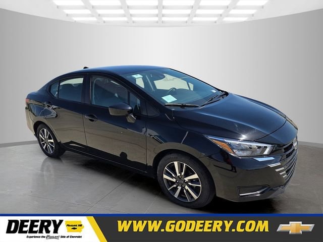 2025 Nissan Versa 1.6 SV CVT's photo