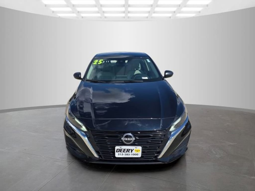 Used 2025 Nissan Altima SV