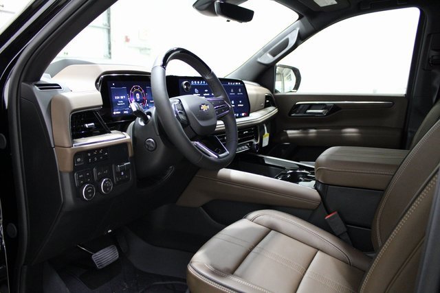 2026 Chevrolet Tahoe High Country photo 3