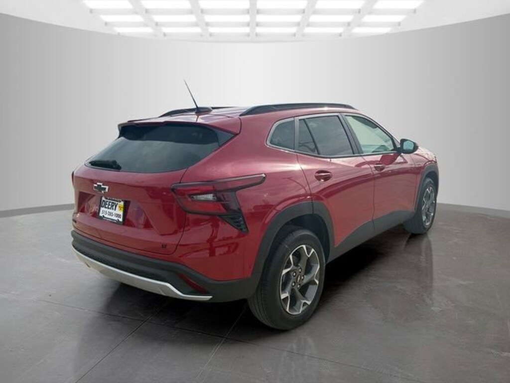 New 2026 Chevrolet Trax LT SUV