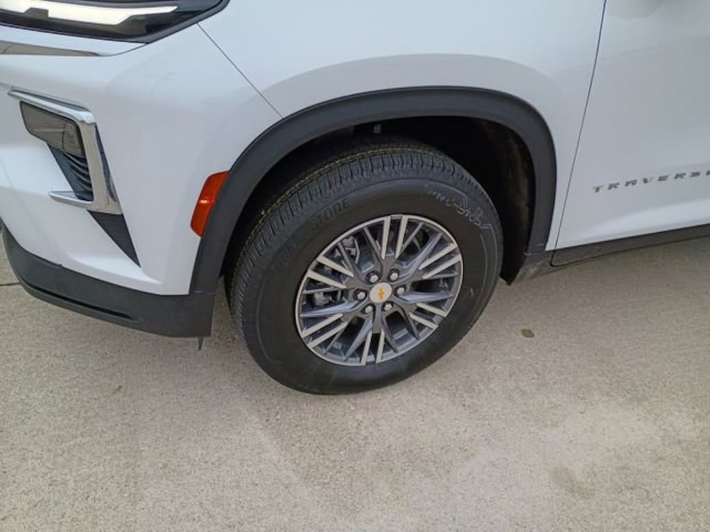 New 2026 Chevrolet Traverse LT SUV