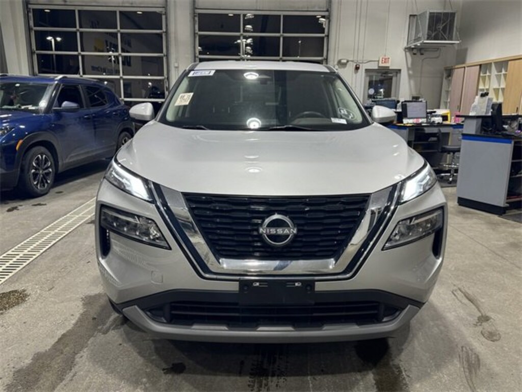 Used 2023 Nissan