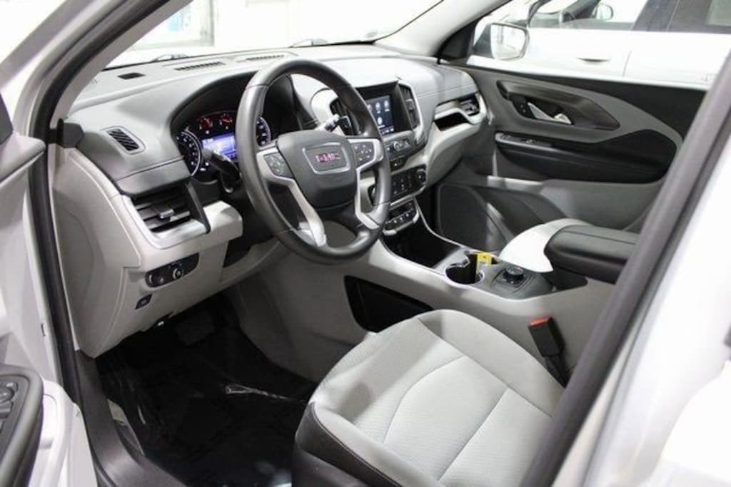 Used 2022 GMC Terrain SLE SUV