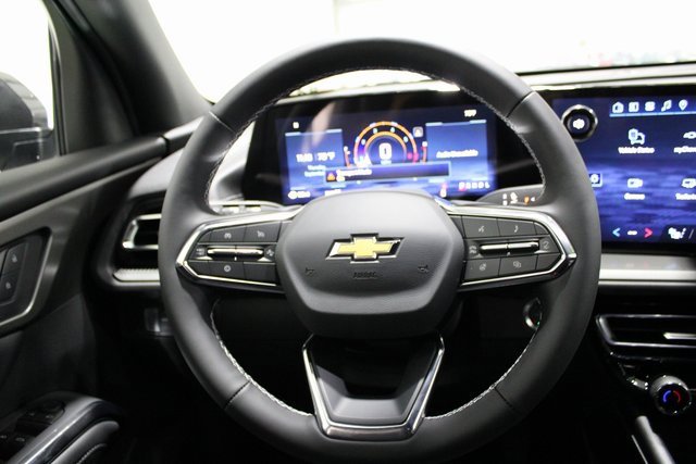 2026 Chevrolet Traverse photo 3