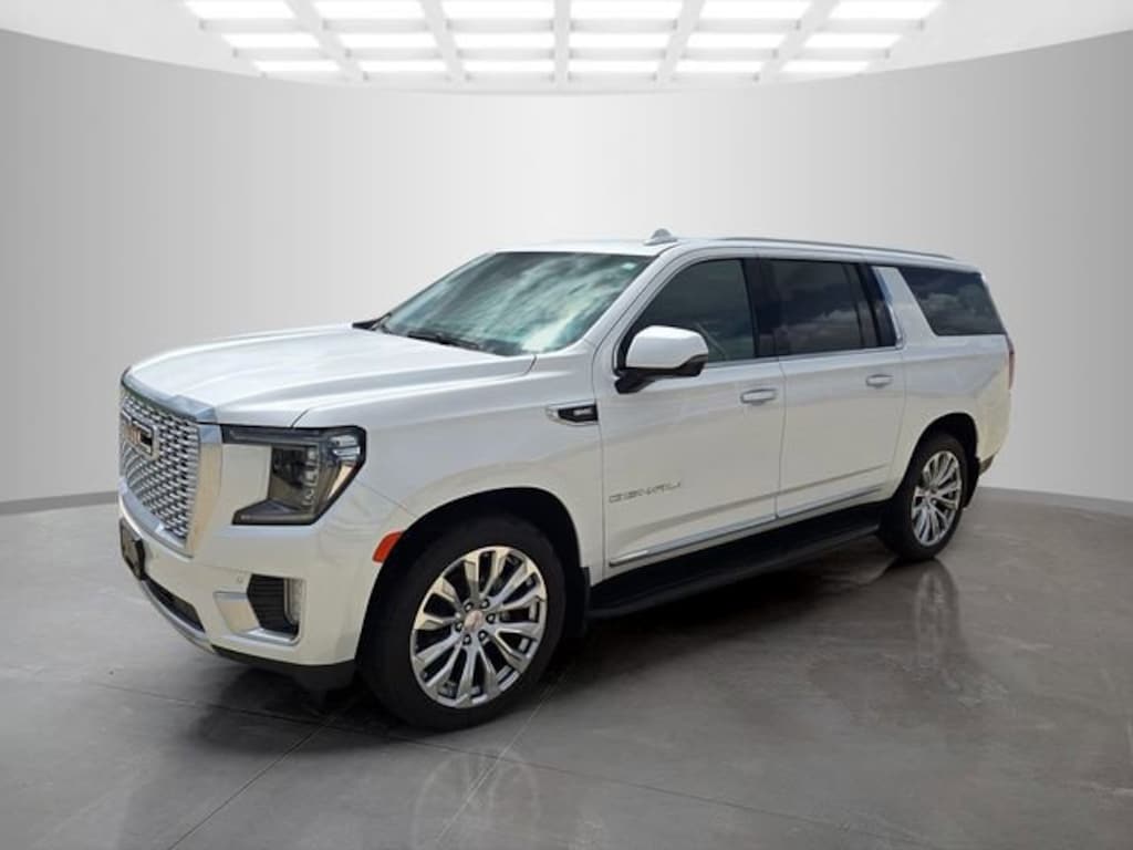 Used 2023 GMC Yukon XL Denali SUV