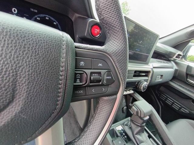 2025 Toyota Tacoma TRD Off Road - Photo 31