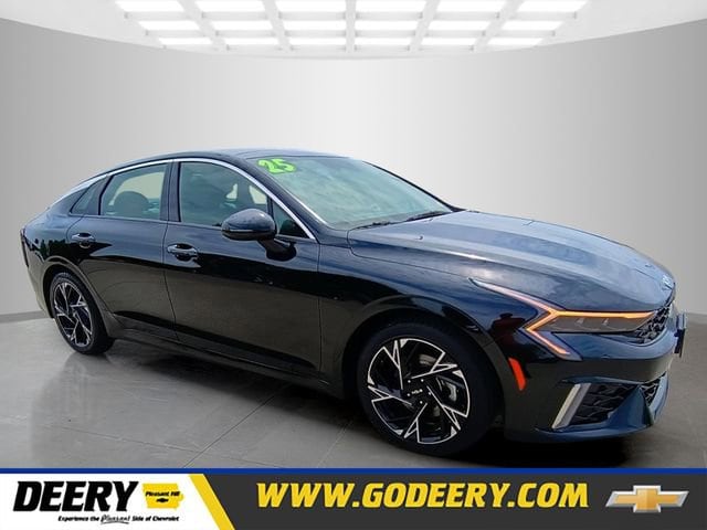 2025 Kia Optima GT-Line AWD's photo