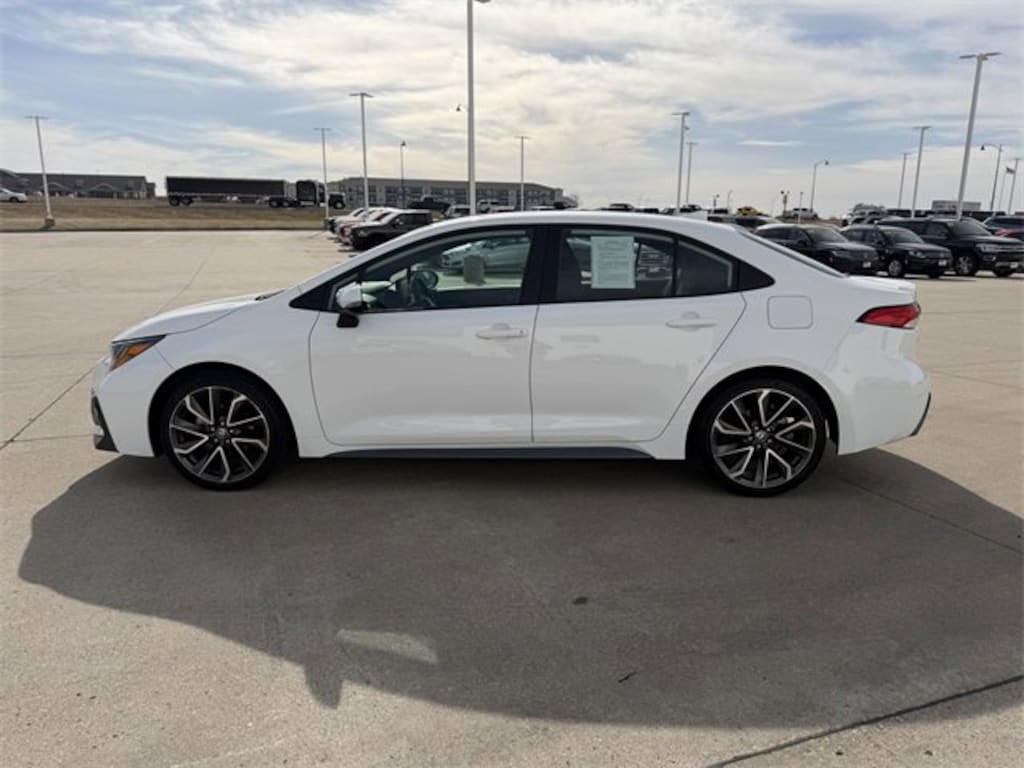 Used 2022 Toyota Corolla SE