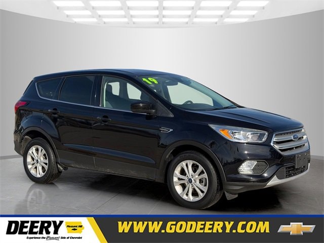 2019 Ford Escape SE's photo