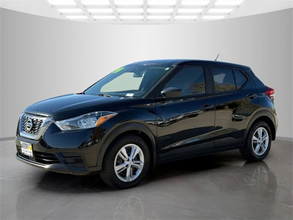 Used 2020 Nissan Kicks S