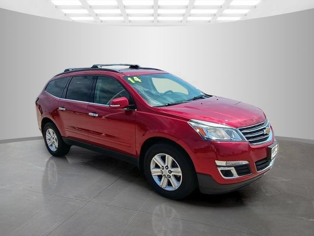 Used 2014 Chevrolet Traverse 2LT with VIN 1GNKVHKD9EJ111518 for sale in Pleasant Hill, IA