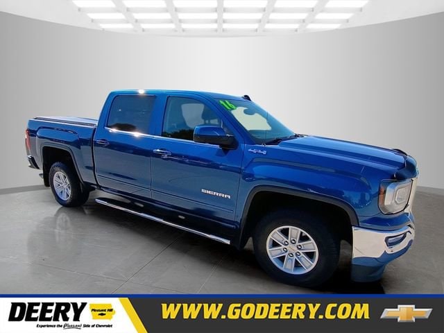 2016 GMC Sierra 4WD Crew Cab Short Box SLE's photo