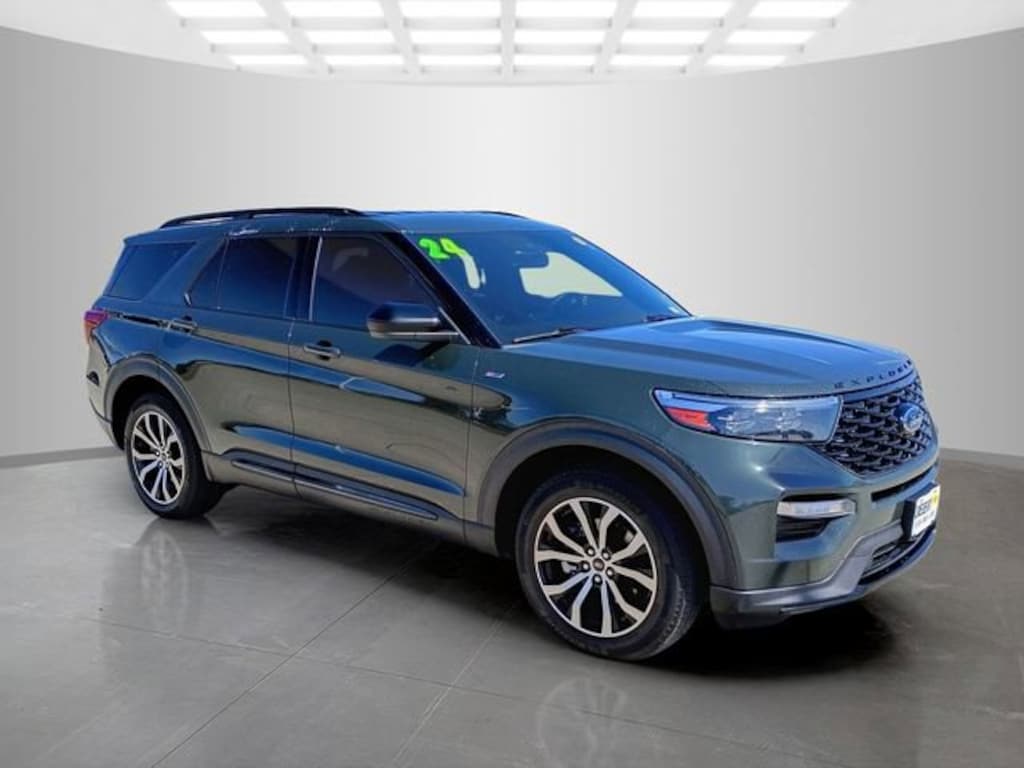 Used 2024 Ford Explorer ST-Line
