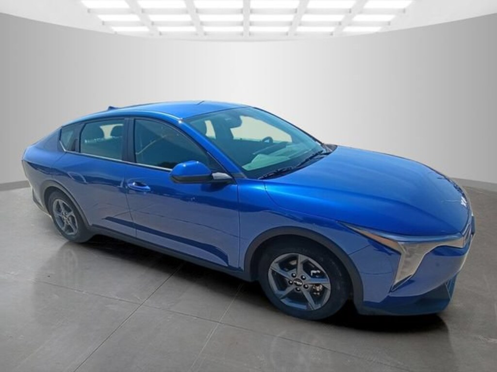 Used 2025 Kia K4 LXS