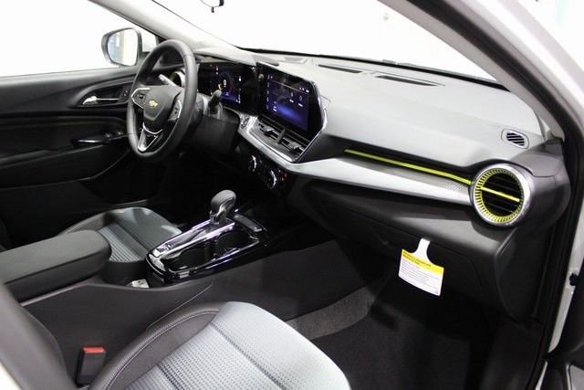 2026 Chevrolet Trax LT - Photo 29