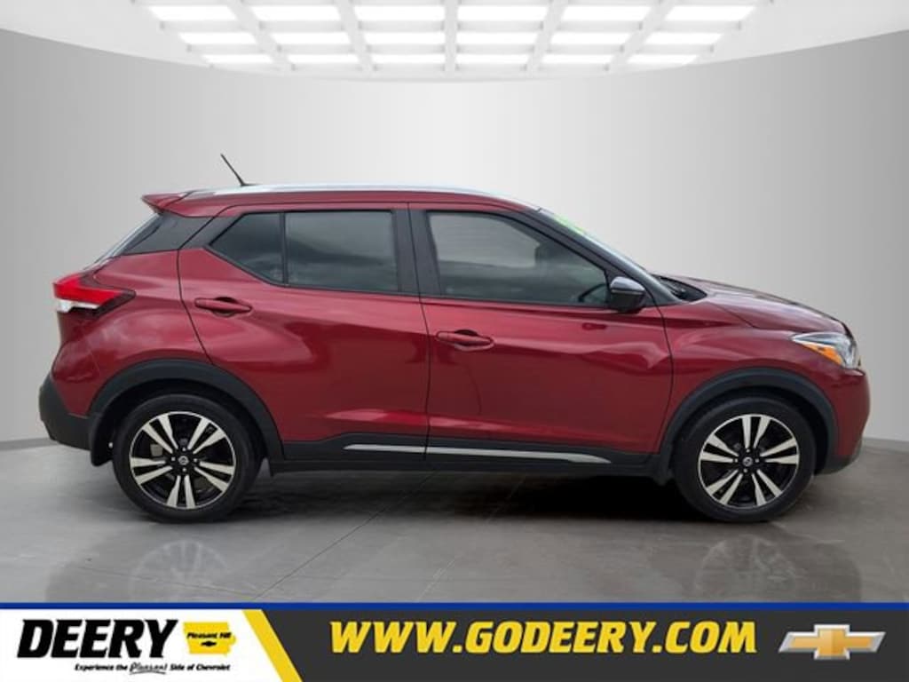 Used 2020 Nissan Kicks SR
