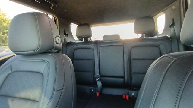 2027 Chevrolet Equinox LT - Photo 23