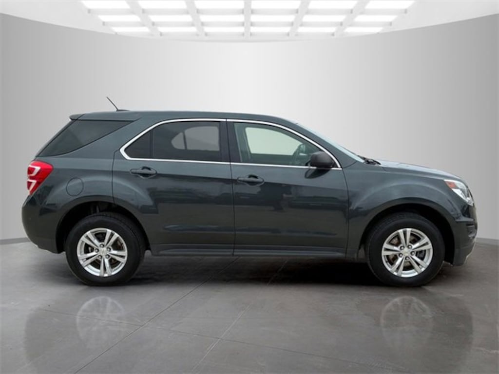 Used 2017 Chevrolet Equinox LS SUV