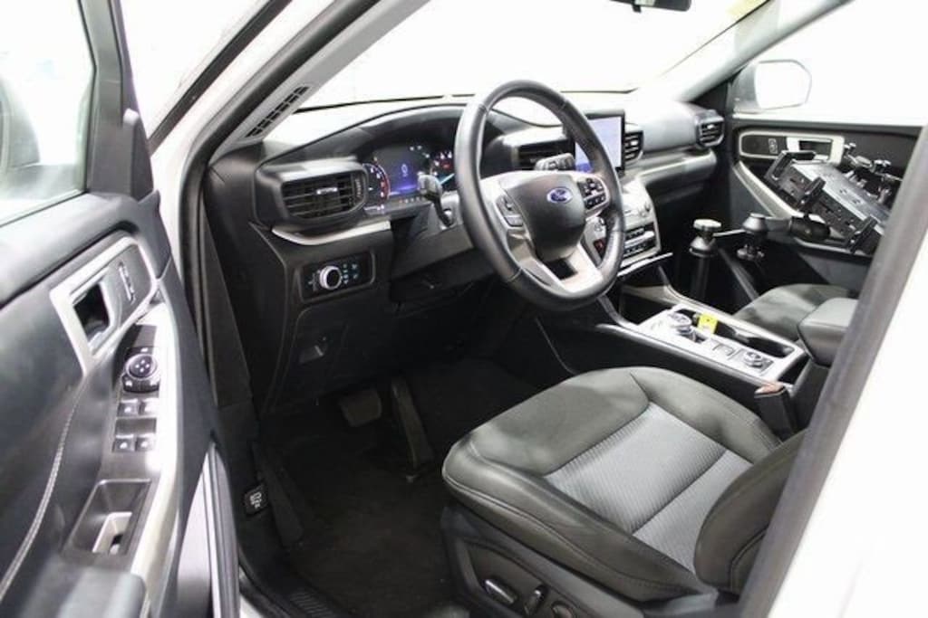 Used 2023 Ford Explorer XLT