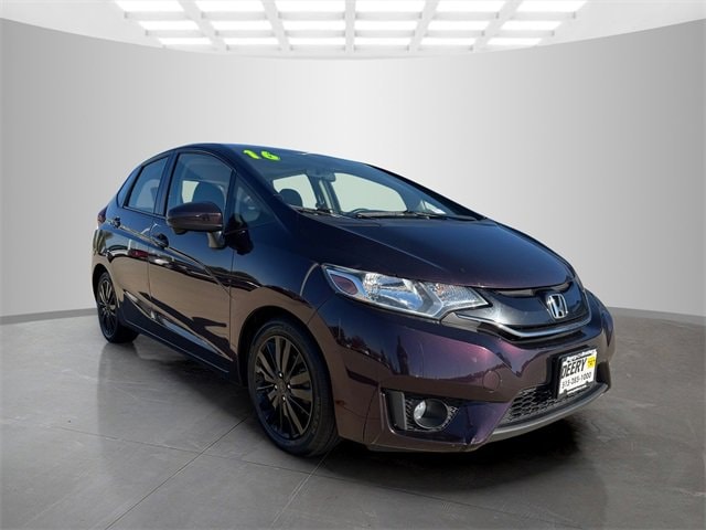 Used 2016 Honda Fit EX with VIN JHMGK5H7XGX033269 for sale in Pleasant Hill, IA