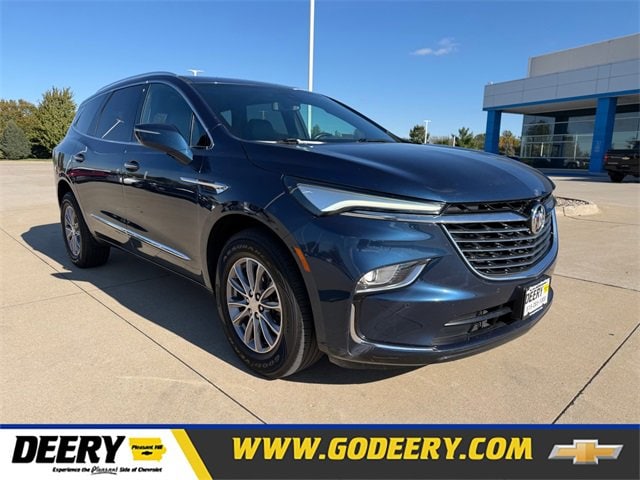 2022 Buick Enclave Essence's photo