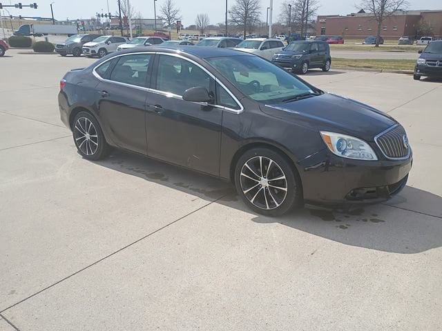 Used 2016 Buick Verano 1SH with VIN 1G4PW5SK0G4129511 for sale in Pleasant Hill, IA