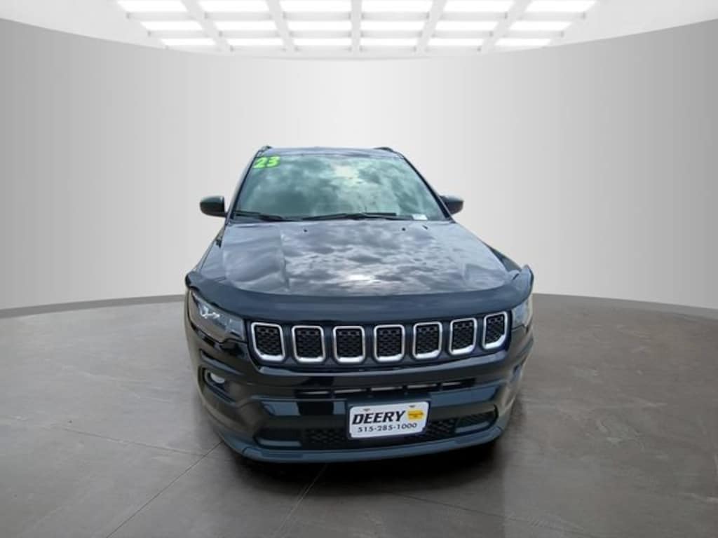 Used 2023 Jeep Compass Latitude Lux