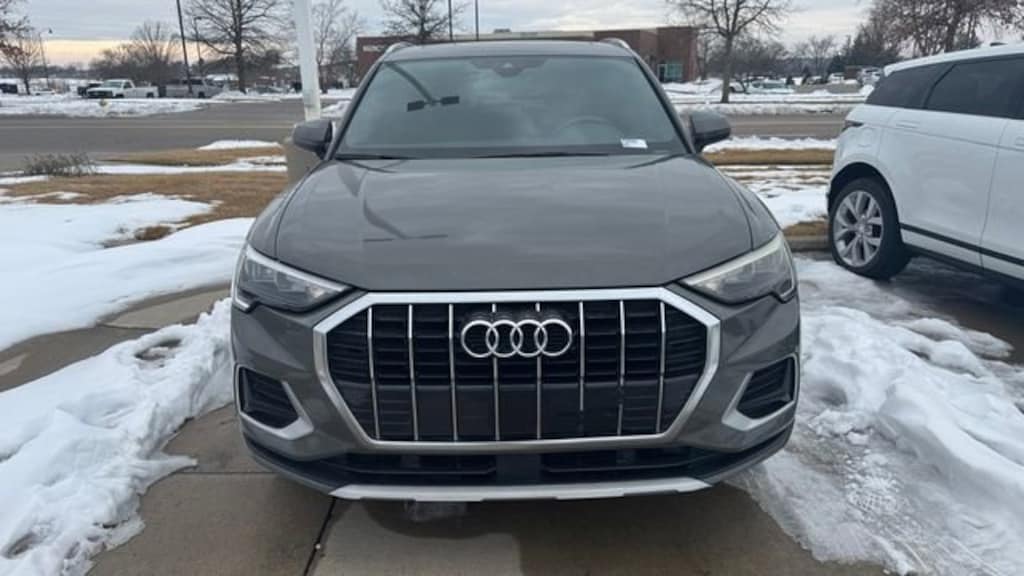 Used 2020 Audi Q3 Premium