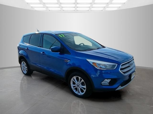 Used 2017 Ford Escape SE with VIN 1FMCU9GDXHUC17375 for sale in Pleasant Hill, IA