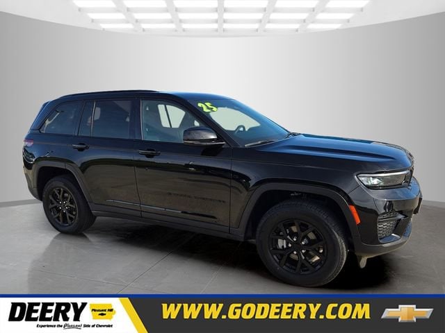 2025 Jeep Grand Cherokee Altitude 4x4's photo