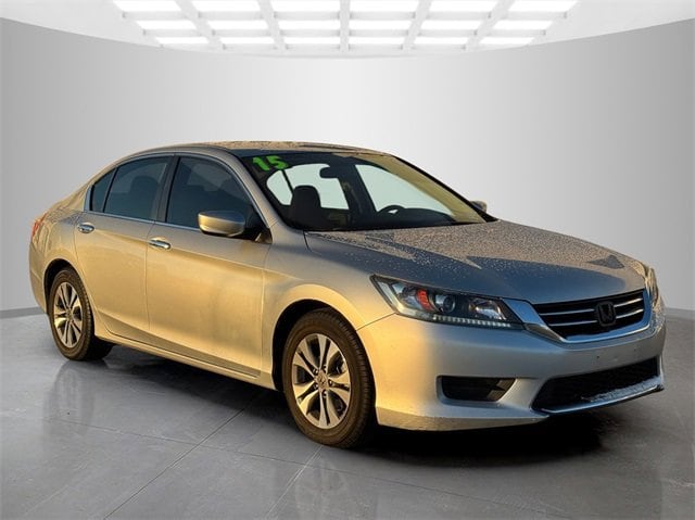 Used 2015 Honda Accord LX with VIN 1HGCR2F34FA053580 for sale in Pleasant Hill, IA