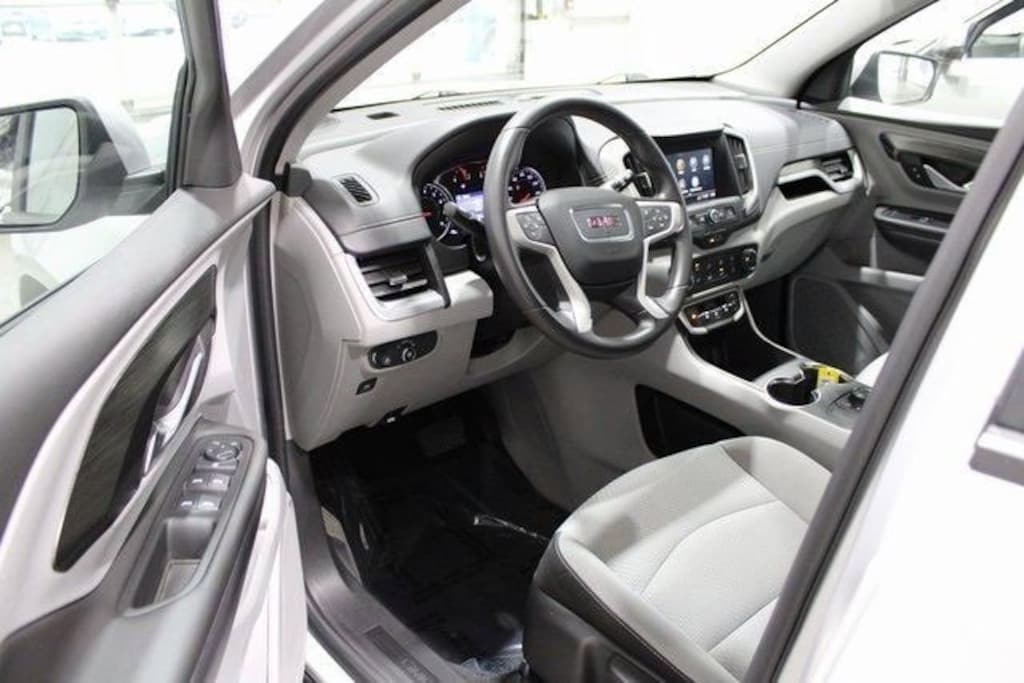 Used 2022 GMC Terrain SLE SUV