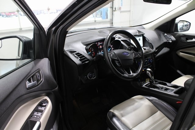 Used 2019 Ford Escape SEL with VIN 1FMCU9HD8KUC12343 for sale in Pleasant Hill, IA