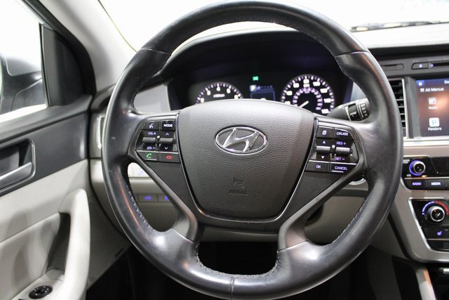 2015 Hyundai Sonata Sport photo 4