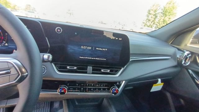 2027 Chevrolet Equinox LT - Photo 22