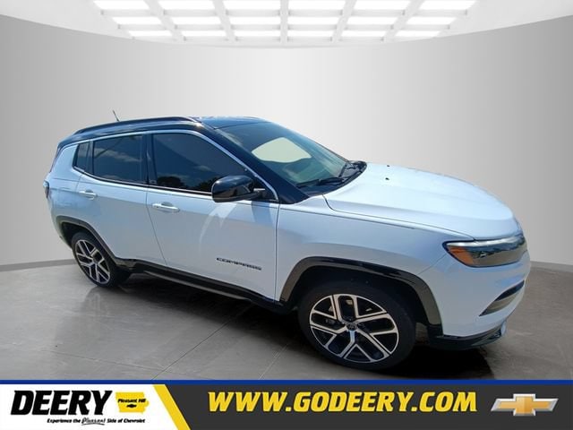 2025 Jeep Compass Limited 4X4's photo