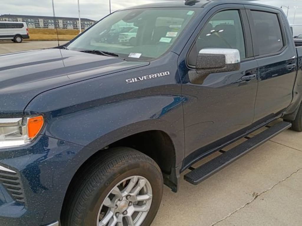 Used 2022 Chevrolet Silverado 1500 LT (2FL) Truck