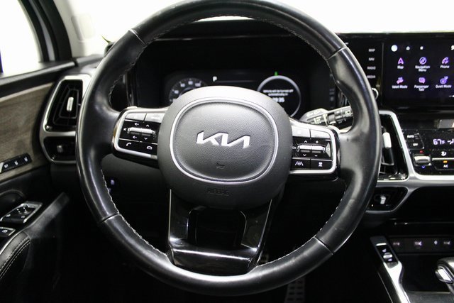 2022 Kia Sorento X-Line SX Prestige photo 3