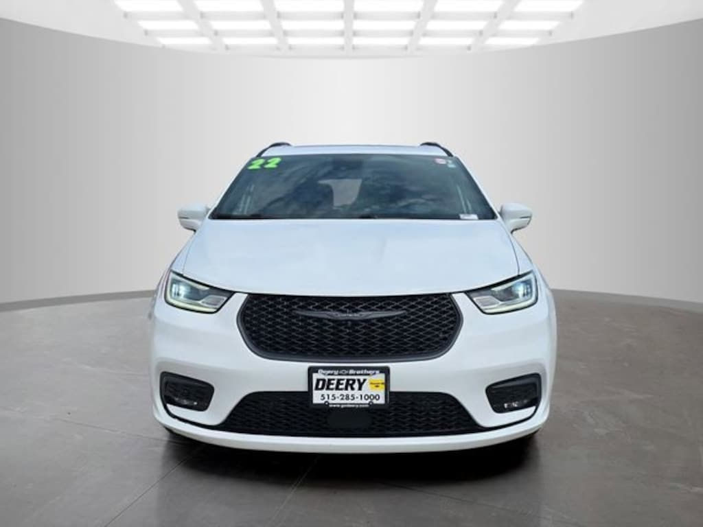 Used 2022 Chrysler Pacifica Limited
