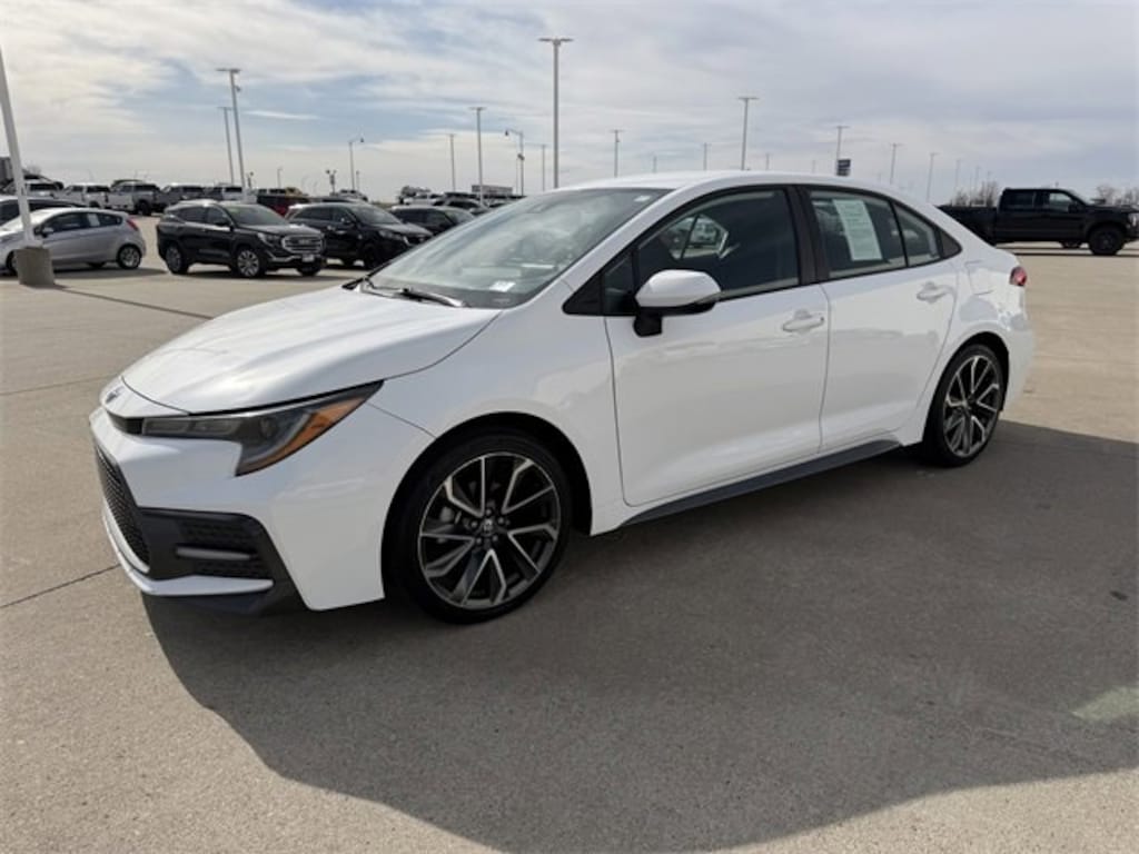 Used 2022 Toyota Corolla SE