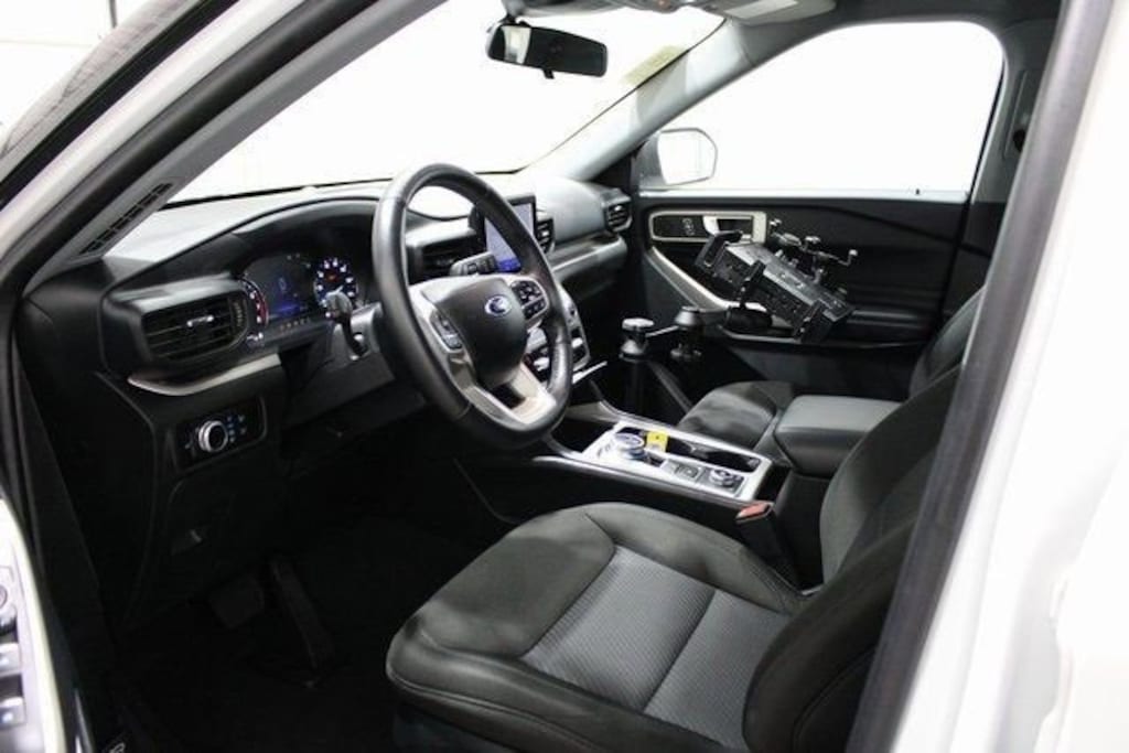 Used 2023 Ford Explorer XLT