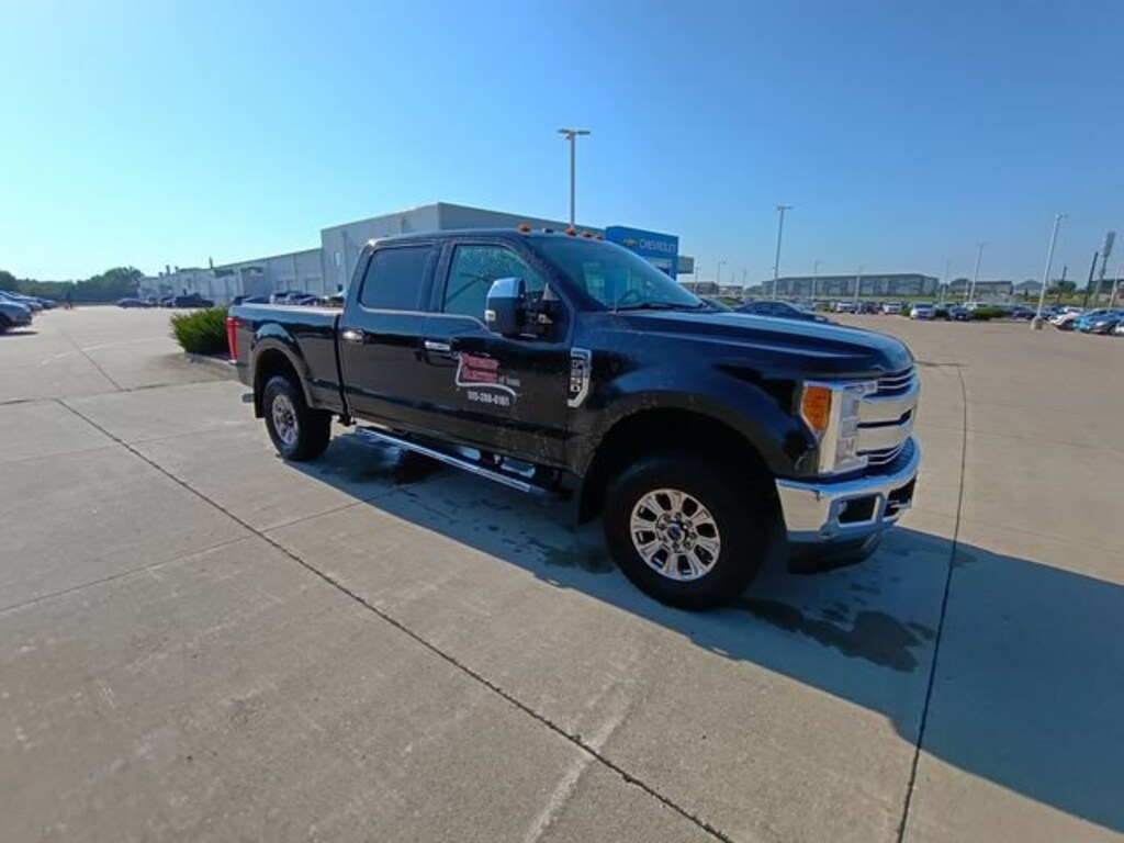 Used 2017 Ford Super Duty F-250 SRW Lariat