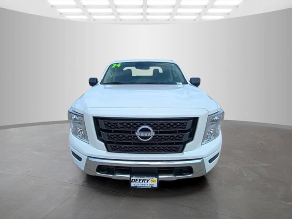 Used 2024 Nissan Titan SV