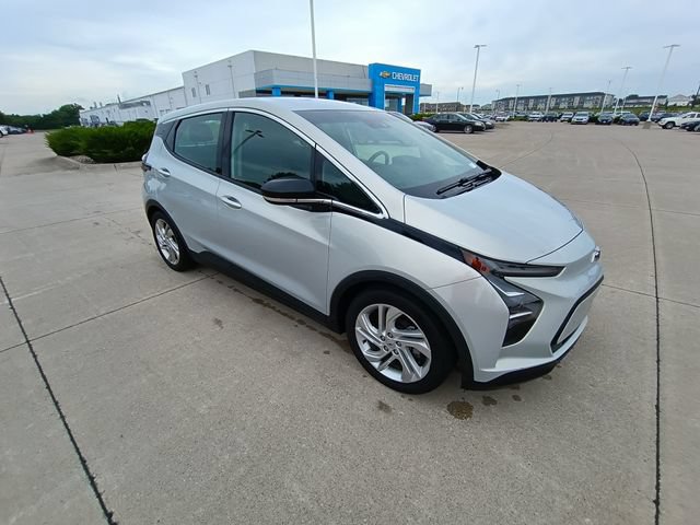 Used 2023 Chevrolet Bolt EV LT with VIN 1G1FW6S0XP4188644 for sale in Pleasant Hill, IA