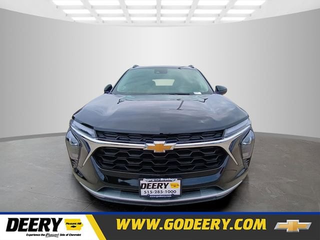 2025 Chevrolet Trax LT's photo