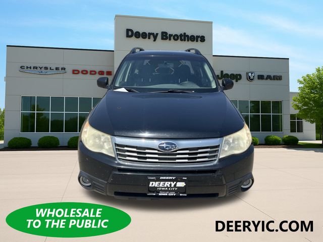 Used 2009 Subaru Forester 2.5X Premium Package with VIN JF2SH63639H728996 for sale in Iowa City, IA