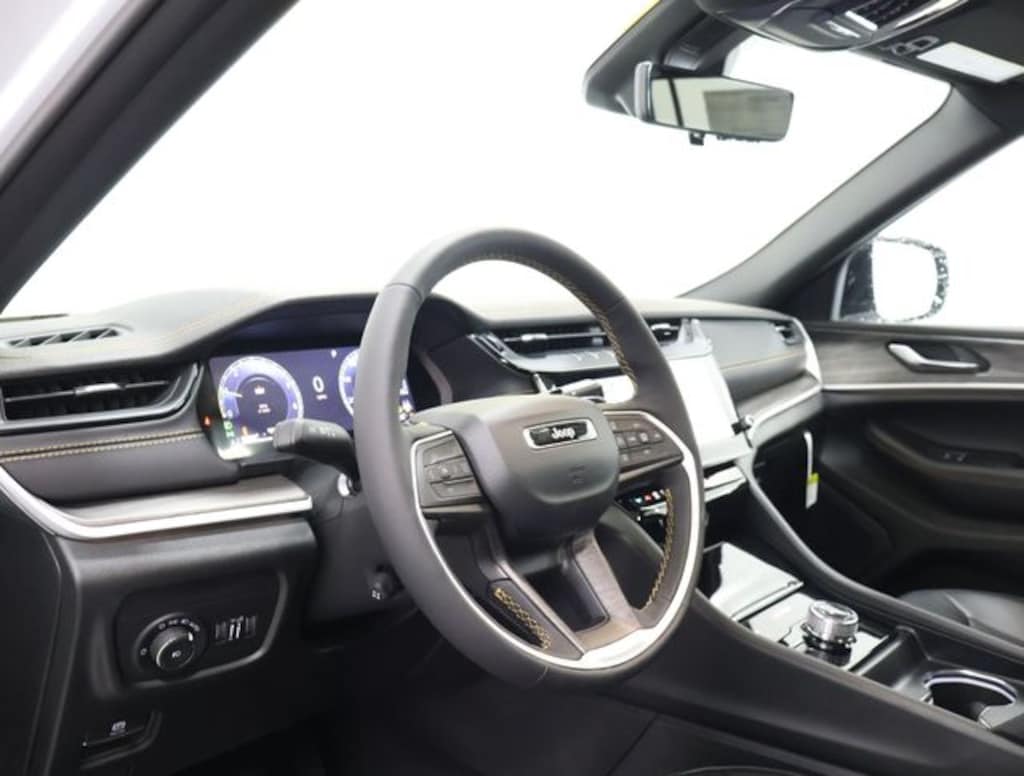 New 2026 Jeep Grand Cherokee L 85th Anniversary Edition Sport Utility