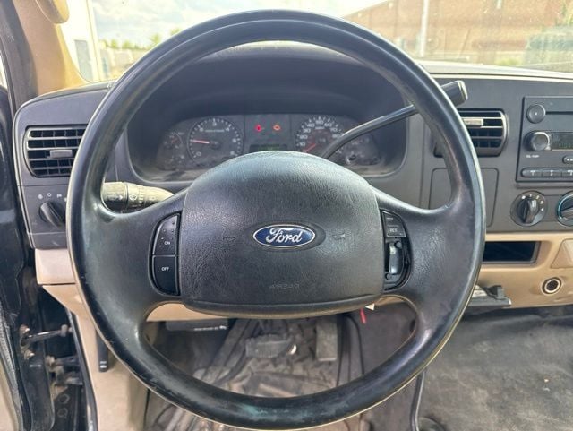 Used 2007 Ford F-250 Super Duty XL with VIN 1FTNF21547EA00252 for sale in Iowa City, IA