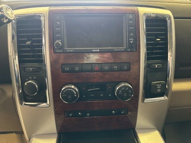 2011 Ram 2500 Laramie photo 3